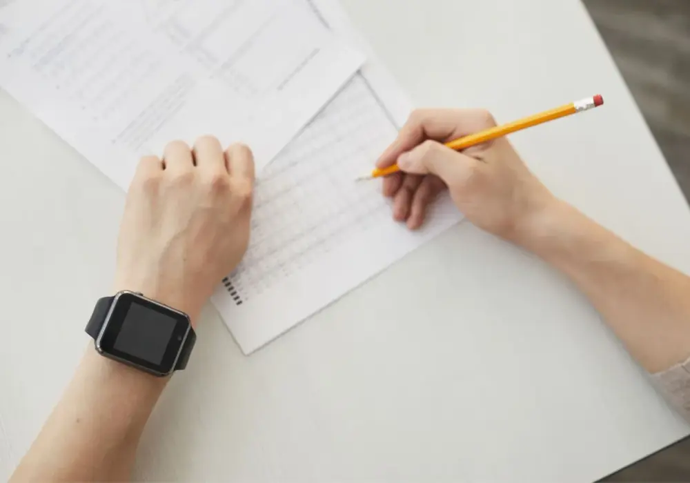 Ile razy można poprawiać egzamin zawodowy? Zasady, które musisz znać