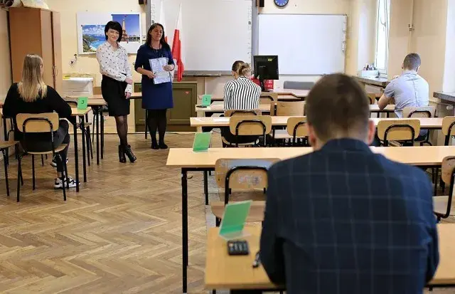 Jak sprawdzić wyniki egzaminu zawodowego i uniknąć problemów z dostępem