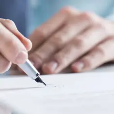 Jak napisać wypowiedzenie z pracy przez pracownika - uniknij błędów