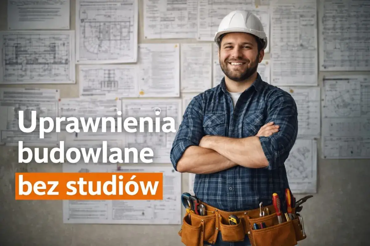 Uśmiechnięty budowlaniec w kasku i z pasem narzędzi. Napis: 