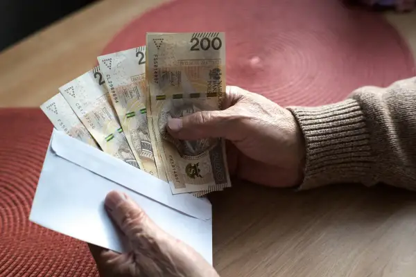 Czy praktyki liczą się do emerytury - ZUS wyjaśnia