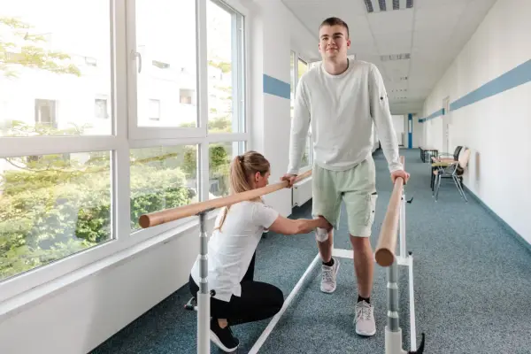 Jak uzyskać świadczenie rehabilitacyjne po ustaniu zatrudnienia?