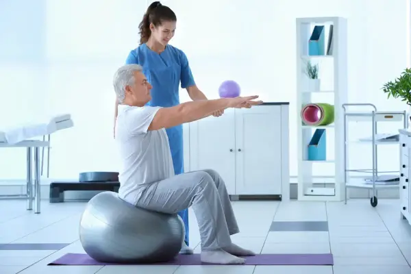 Świadczenie rehabilitacyjne po utracie pracy - Jak długo i co dalej?